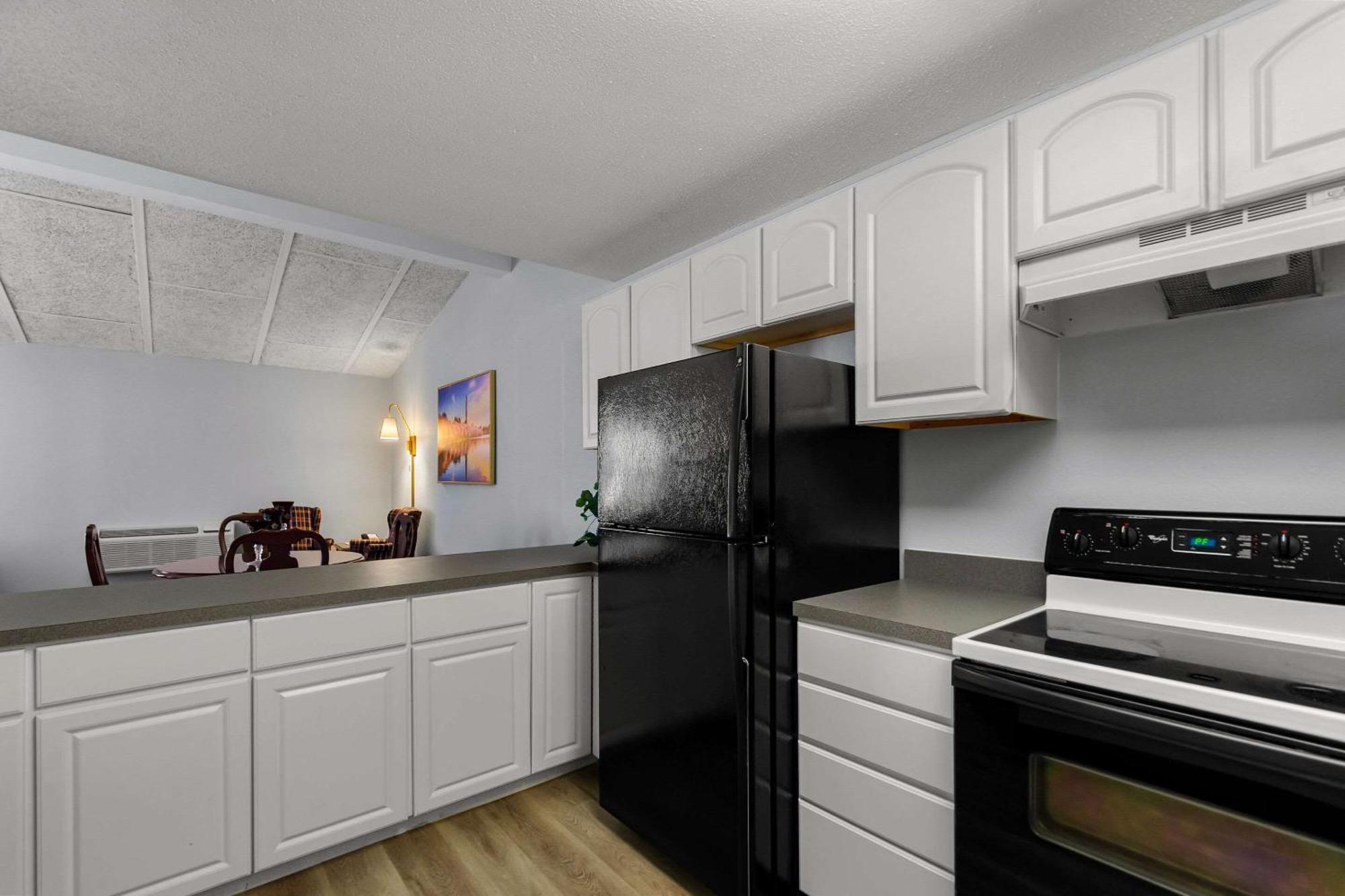 Clarion Inn Falls Church-Arlington Экстерьер фото