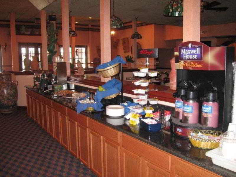 Clarion Inn Falls Church-Arlington Экстерьер фото